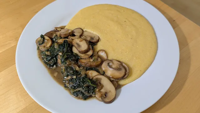 Polenta mit Pilzen